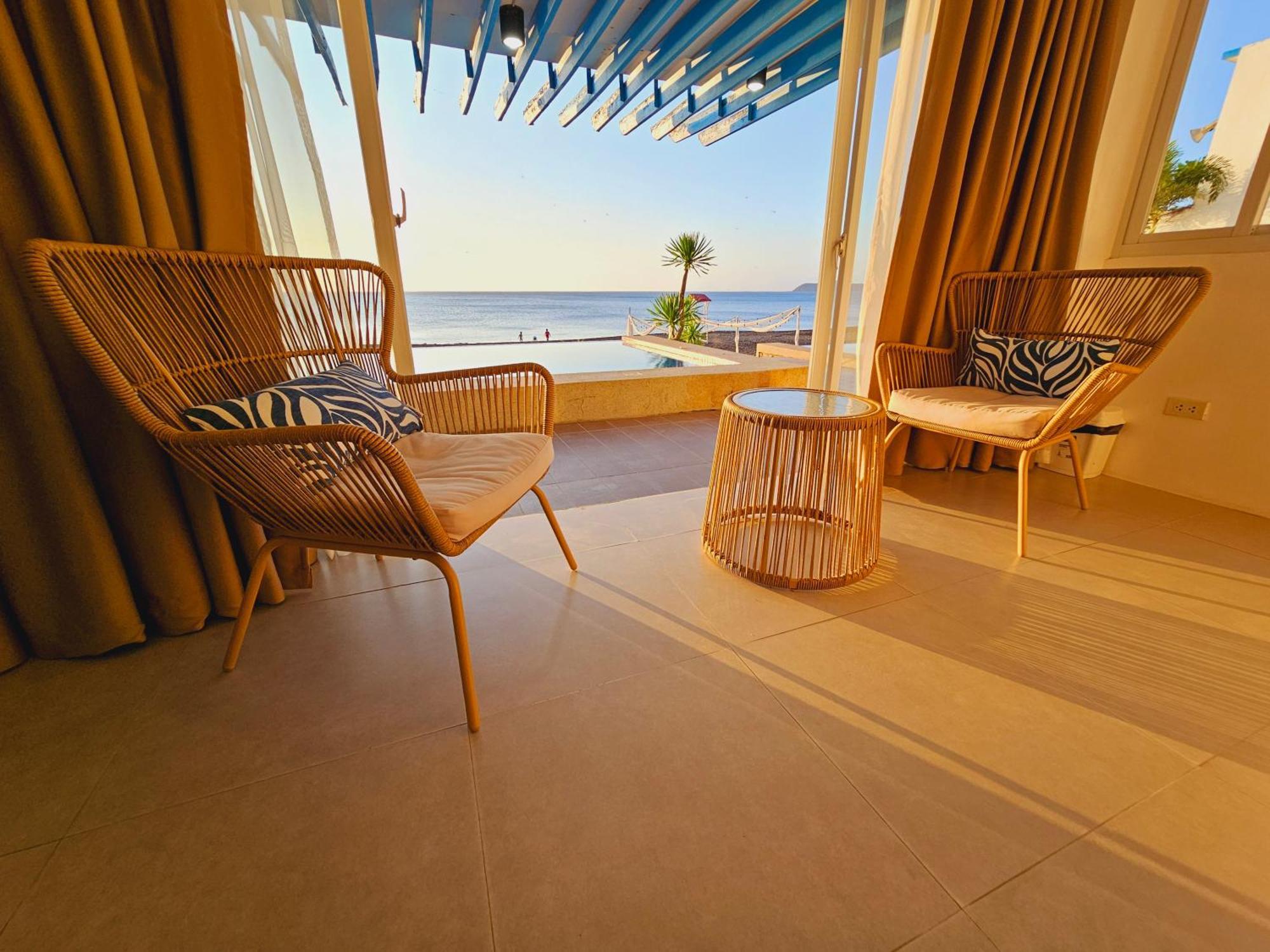 Blue Coast Beach Hotel Santa Ana  Εξωτερικό φωτογραφία